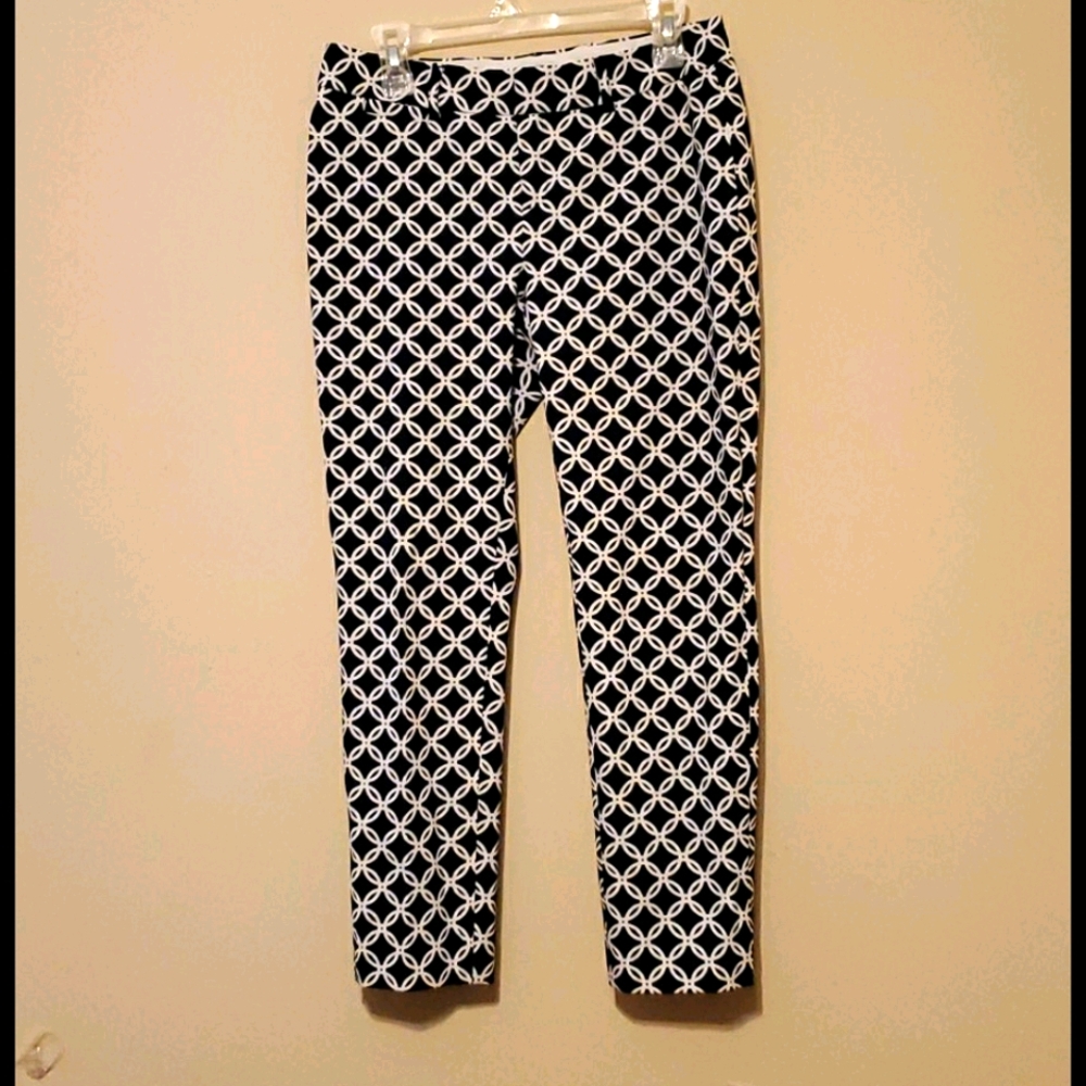 Women's Crown & Ivy Size 6P Capris